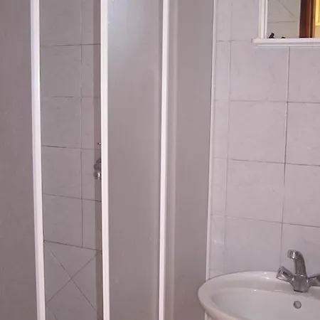 Fuer 2 Personen - 1 Kind Ca- 30 M² In Silo- Adriakueste Kroatien - Kroatisch By Interhome * Šilo