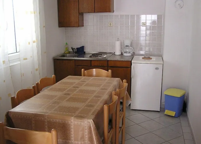 Appartamento Fuer 2 Personen - 1 Kind Ca- 30 M² In Silo- Adriakueste Kroatien - Kroatisch By Interhome *