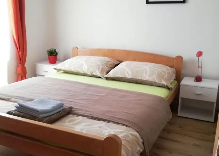 Fuer 2 Personen - 1 Kind Ca- 30 M² In Silo- Adriakueste Kroatien - Kroatisch By Interhome Appartamento