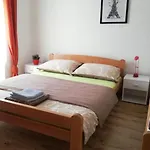 Fuer 2 Personen - 1 Kind Ca- 30 M² In Silo- Adriakueste Kroatien - Kroatisch By Interhome شقة